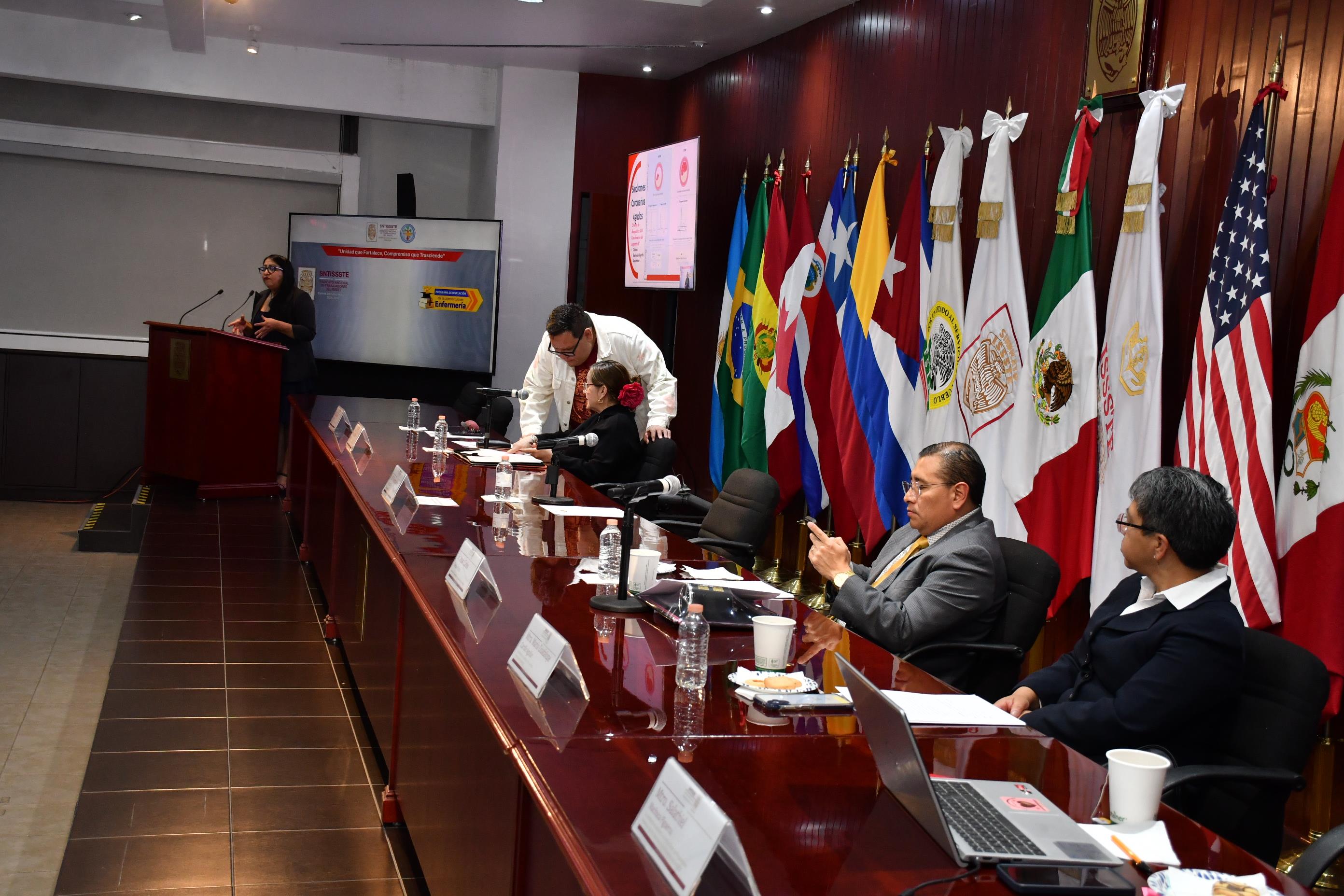 Programa de Nivelación de la Licenciatura en Enfermería, viernes 19 junio